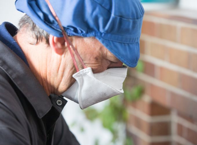 Protection during chimney sweeping 