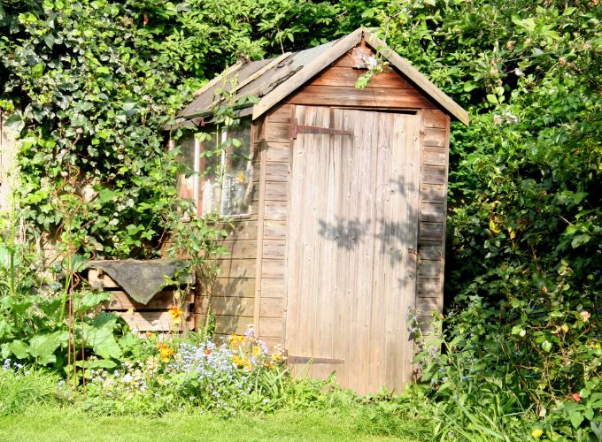 Tuinhuisjes voor de opslag van brandhout