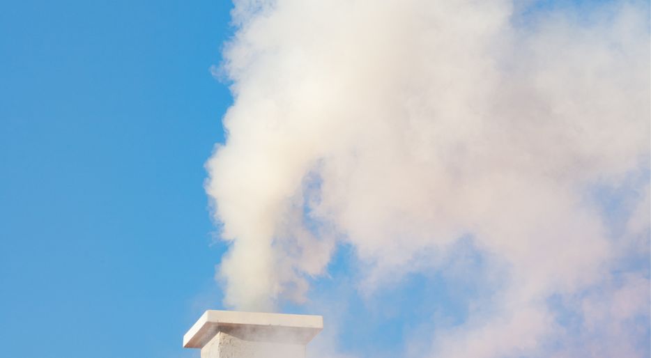 Mi chimenea revoca humo, ¿qué debo hacer?