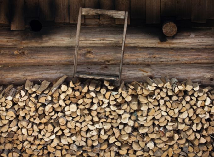 Drying firewood correctly 