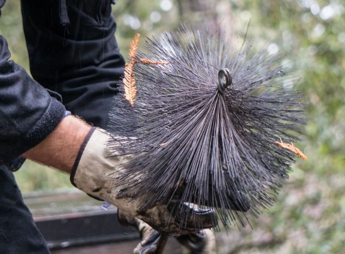 Chimney sweep